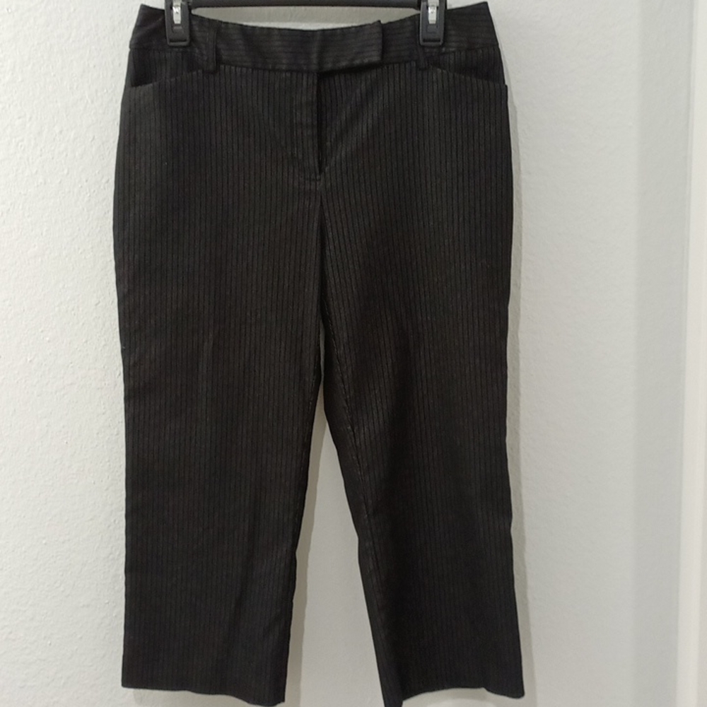 Apt 9 stretch Ava  Women's Capri pants Size 10